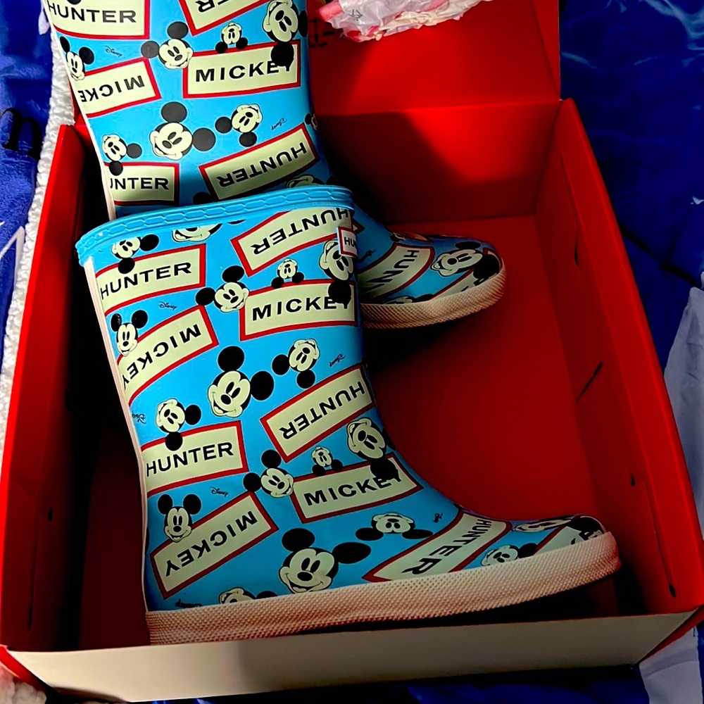 Original Hunter rain boots , brand new in a box